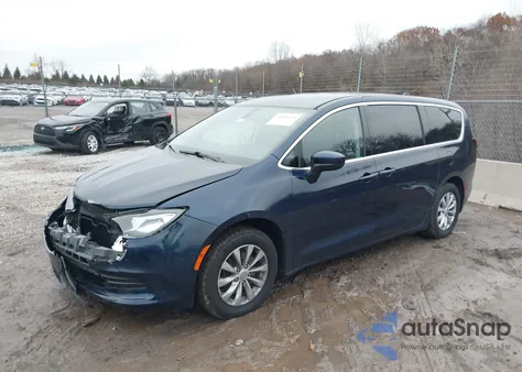 2017 Chrysler Pacifica Touring z USA, uszkodzony, nr VIN 2C4RC1DG3HR592796